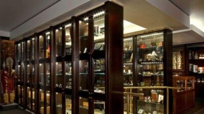 W. Curtis Draper Tobacconist Bethesda (Bethesda, MD)