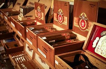Smoke Signals Pipe & Tobacco (Dover, NH)