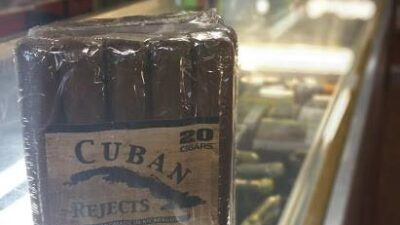Tobacco King Smoke Shop (Kahului, HI)