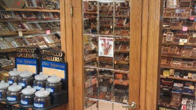 Lakeville Cigars & Pipes (Lakeville, MN)