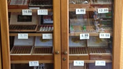 Monroe Smoke Shop ( Monroe, CT)