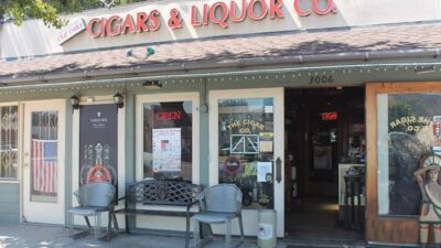Old Oaks Cigar (Thousand Oaks, CA)