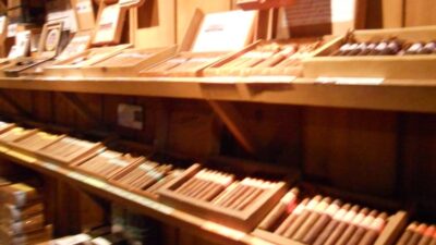 Bobalu Cigar Co (Austin, TX)