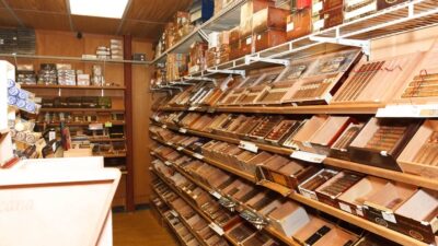 Mickey Blakes Cigar & Golf (Southington, CT)