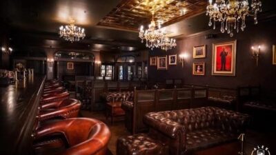 Alex Cigar & Whisky Bar